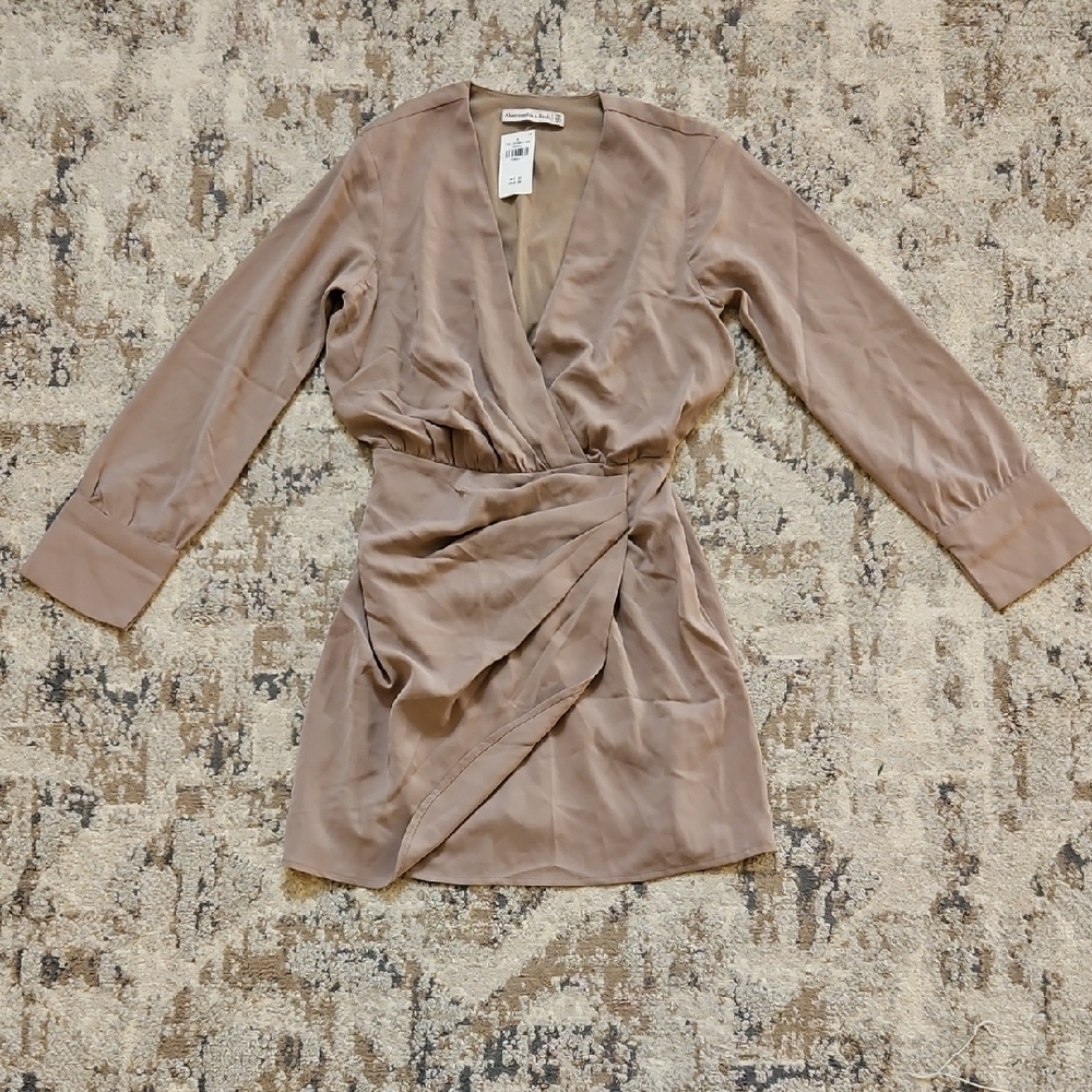 Abercrombie & Fitch Taupe Dress